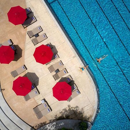 Amari Pattaya Hotell Eksteriør bilde Aerial view of the pool