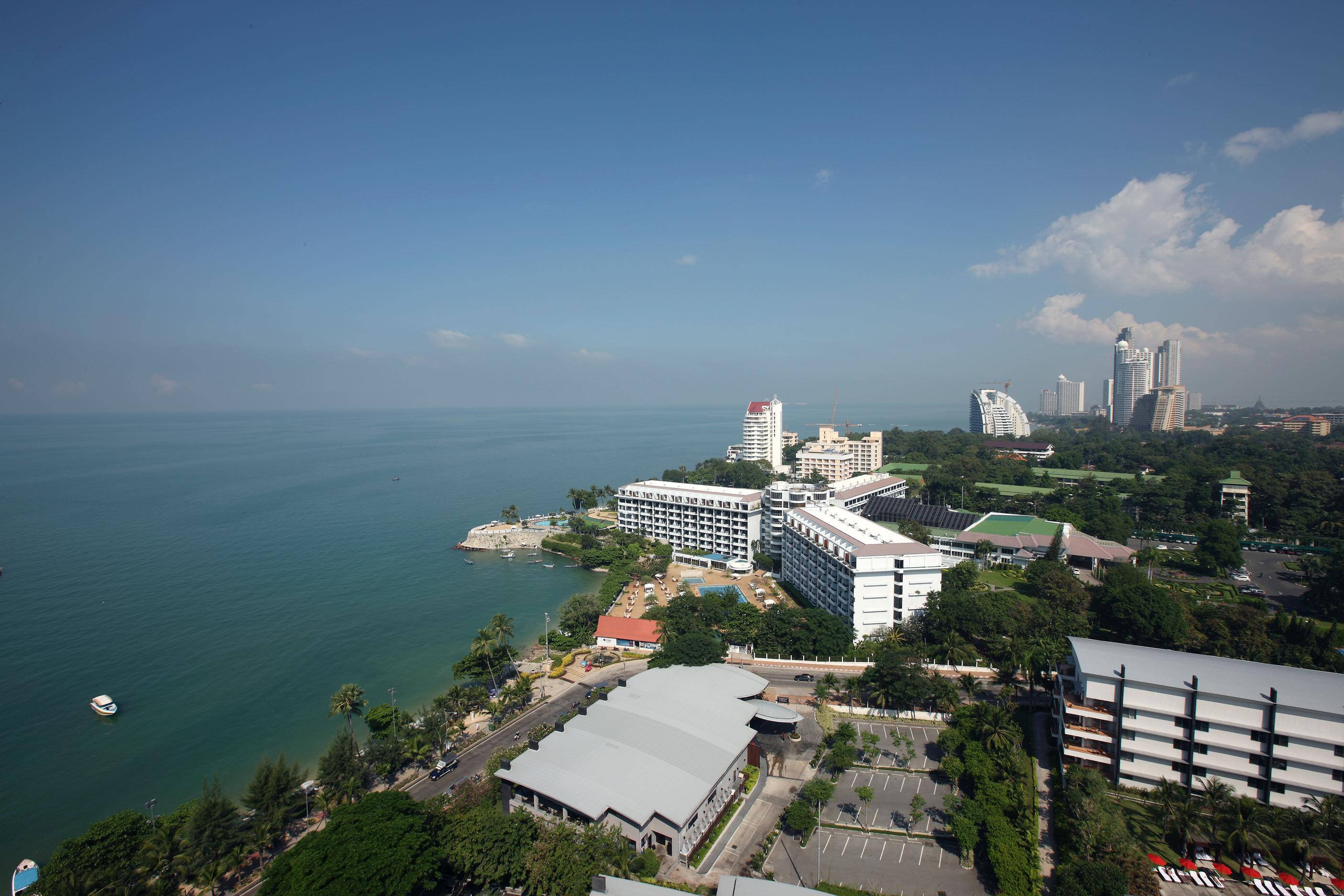 Amari Pattaya Hotell Eksteriør bilde Aerial view of the resort