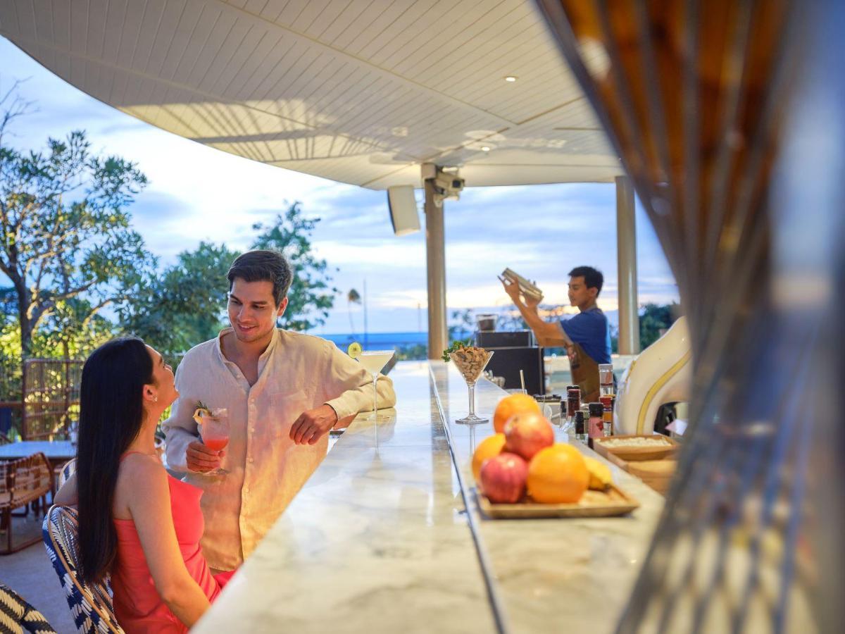 Amari Pattaya Hotell Eksteriør bilde The Bar
