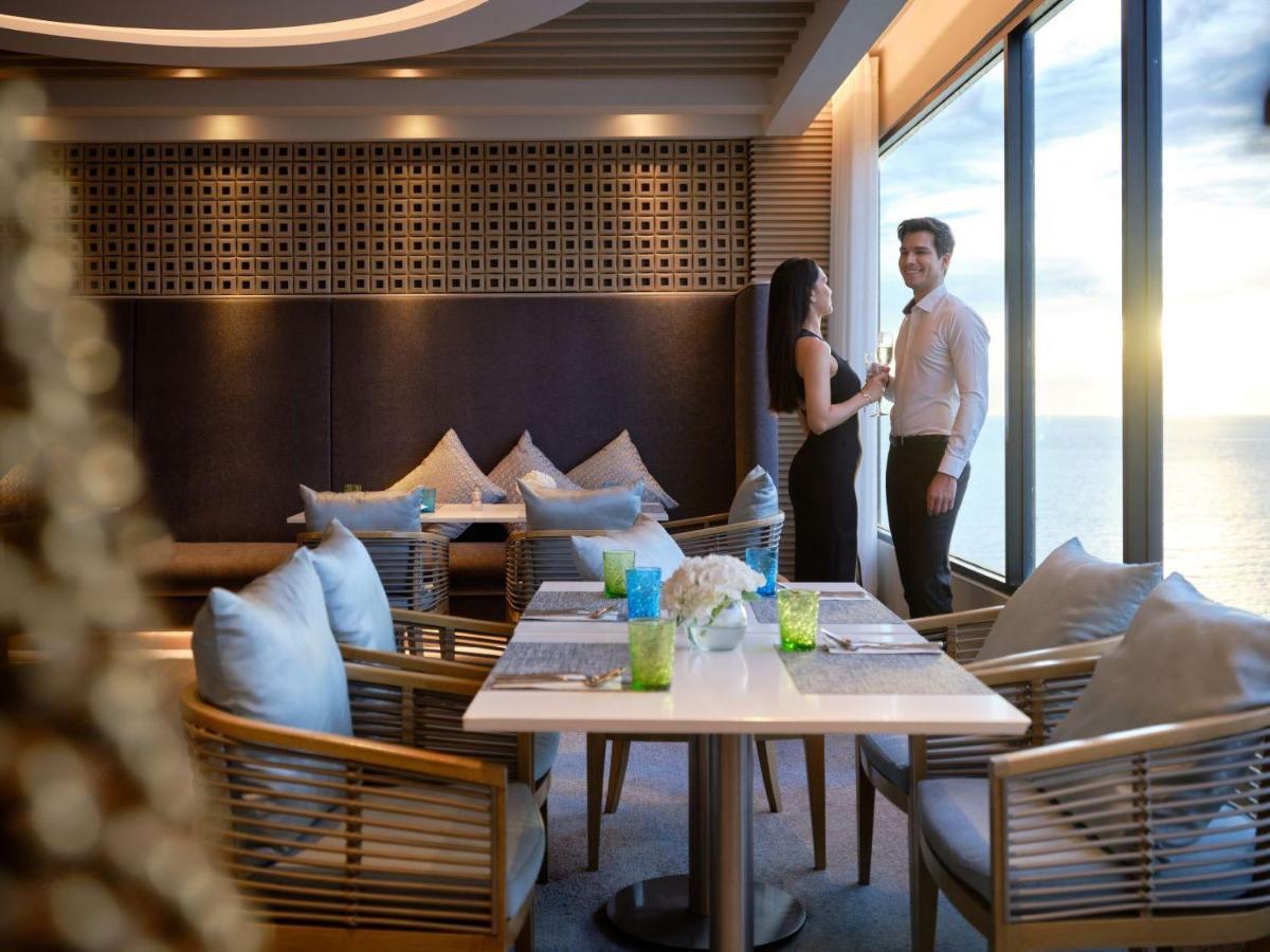 Amari Pattaya Hotell Eksteriør bilde The Club at the Pan Pacific