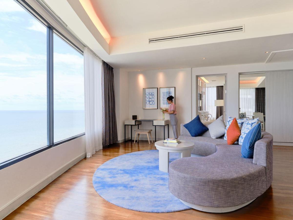 Amari Pattaya Hotell Eksteriør bilde A suite at the hotel